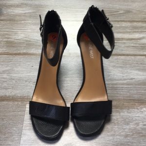 NWOT Nine West Buckle Ankle Strap Heel
